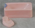 Badkar och våg i rosa plast, 100205.jpg