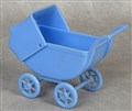 Dockvagn blå plast, 181006.jpg