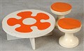 Orange bord och pallar, 141221.jpg