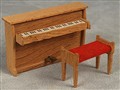 Piano m pall, Lisa, 111104.jpg